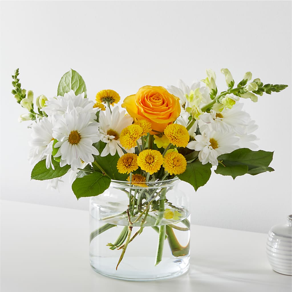 Sun Salutation Bouquet – Floral Boutique, Lynnfield MA