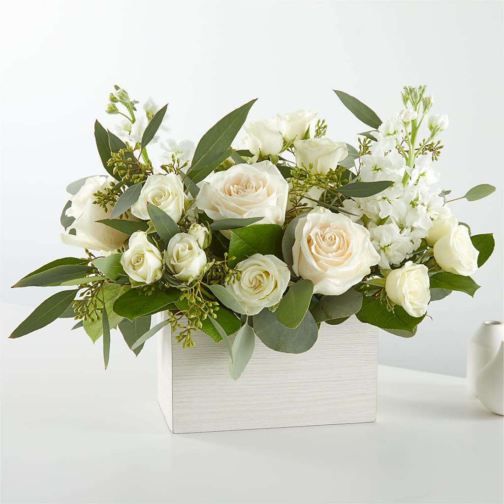 Fresh Linen Box Bouquet – Floral Boutique, Lynnfield MA