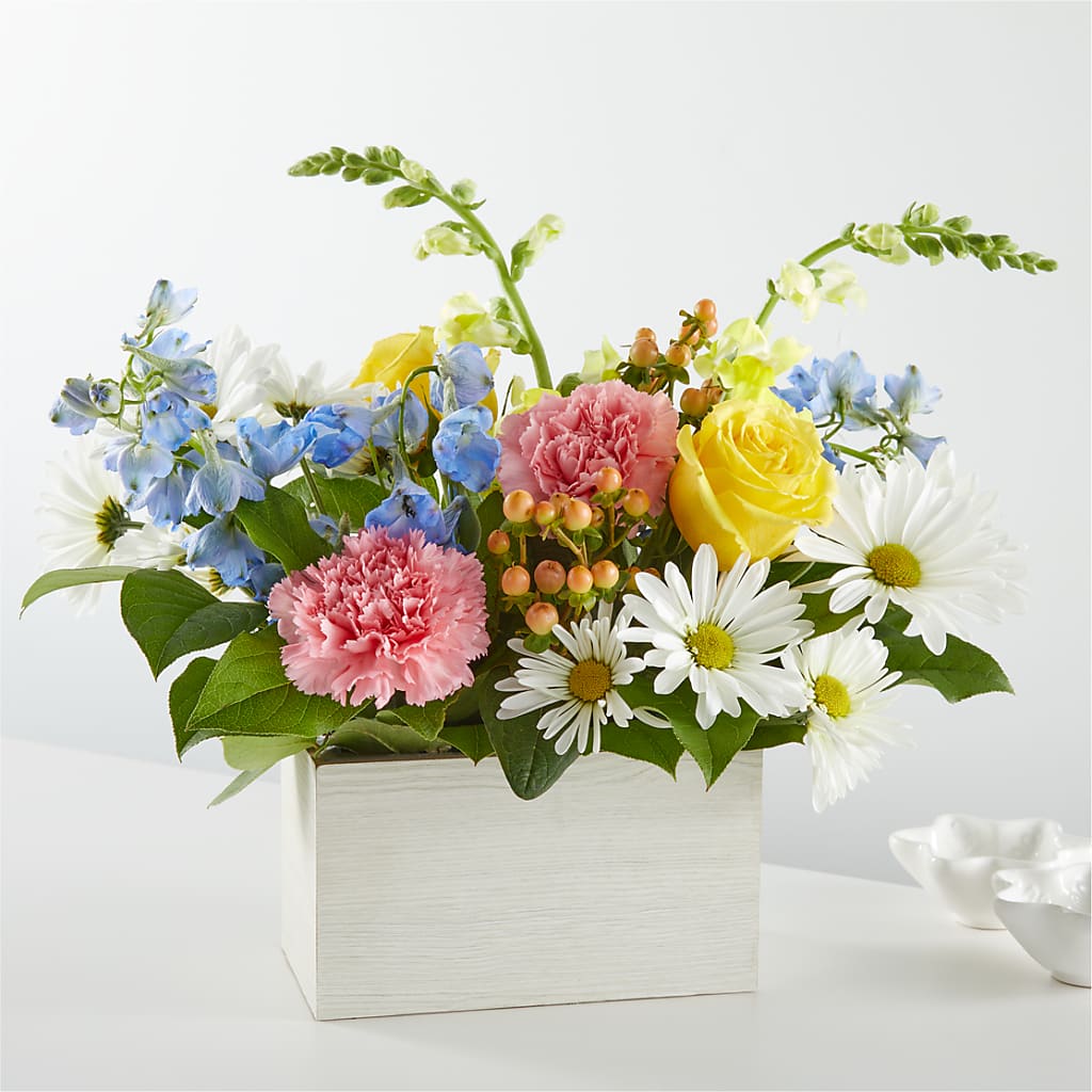 Sun Salutation Box Bouquet – Floral Boutique, Lynnfield MA