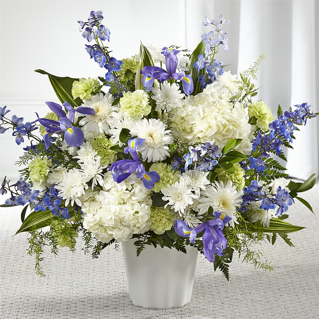 Soft Serenity Floor Basket – Floral Boutique, Lynnfield MA