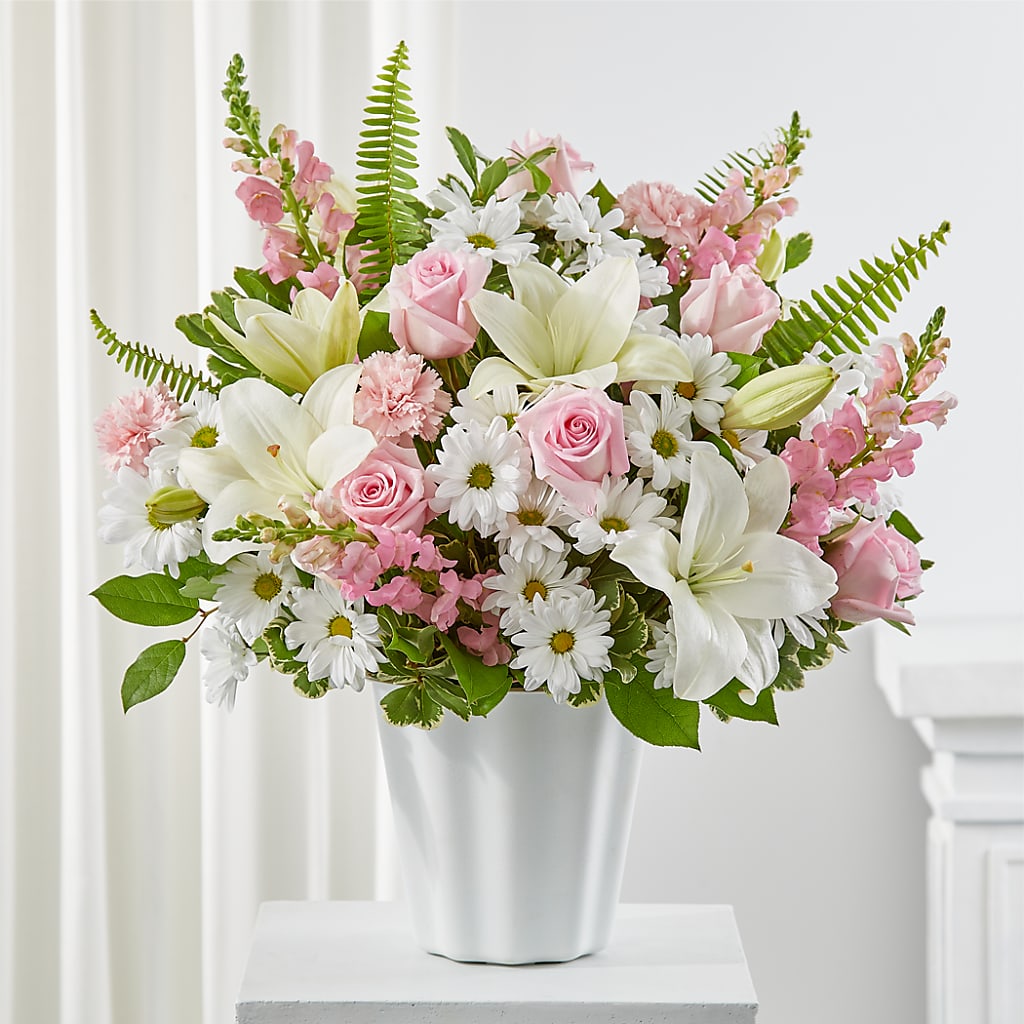 Soft Touch Tabletop Basket – Floral Boutique, Lynnfield MA