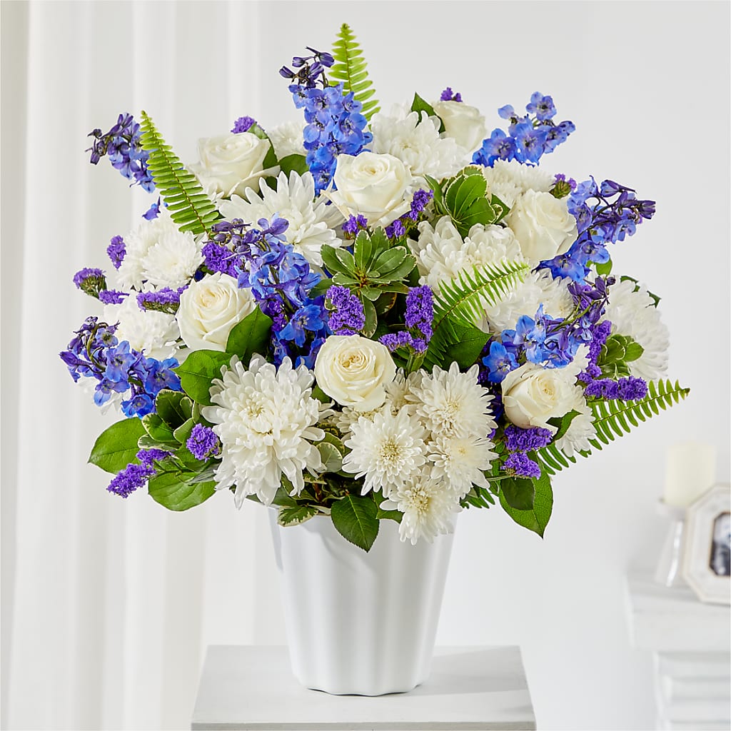 Hold Dear Tabletop Basket – Floral Boutique, Lynnfield MA