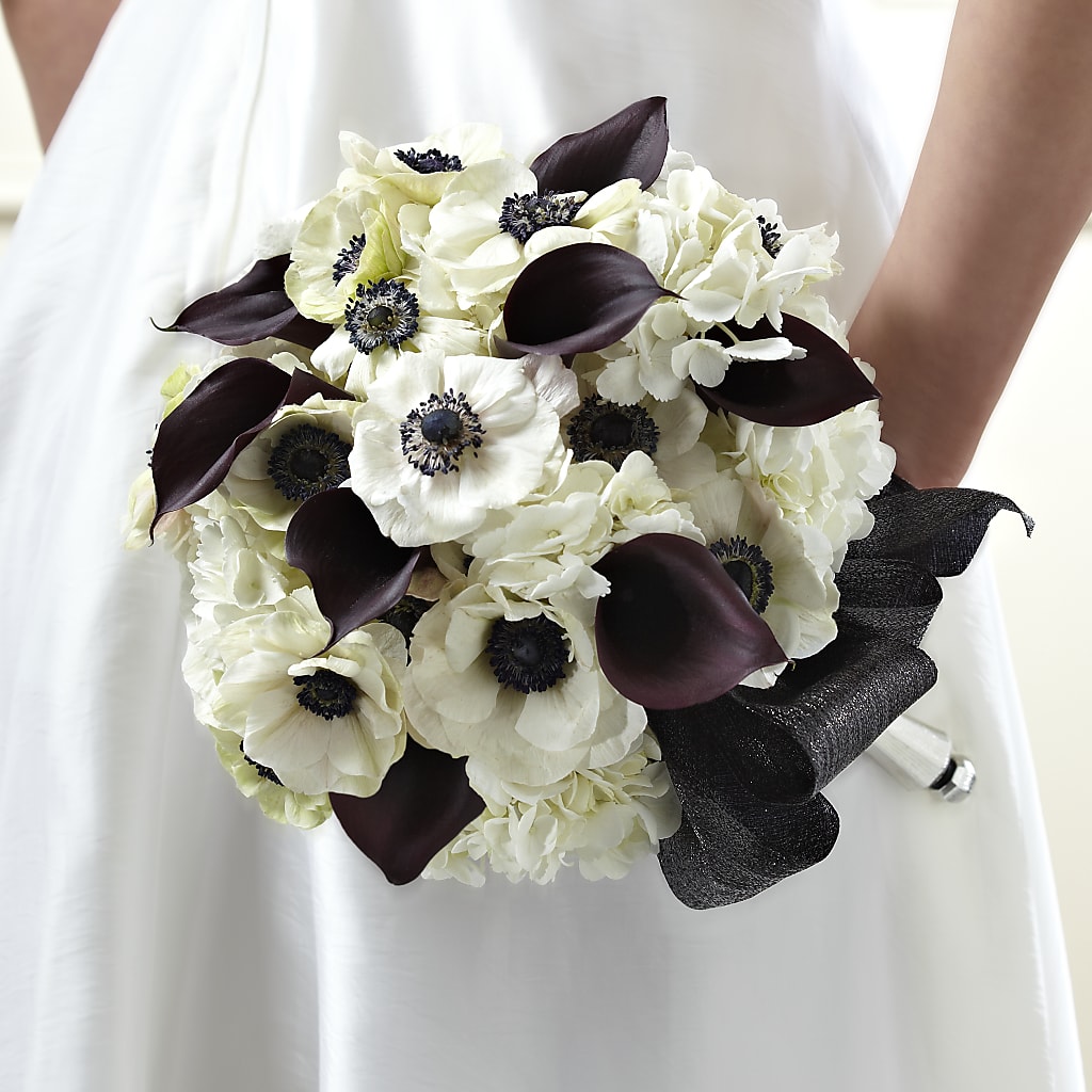 To Have and To Hold Bouquet – Floral Boutique, Lynnfield MA
