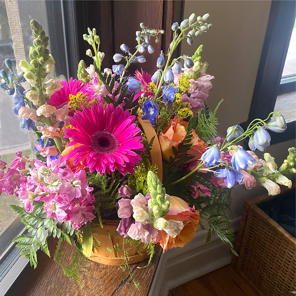 Garden of Life Basket –  Floral Boutique, Lynnfield MA