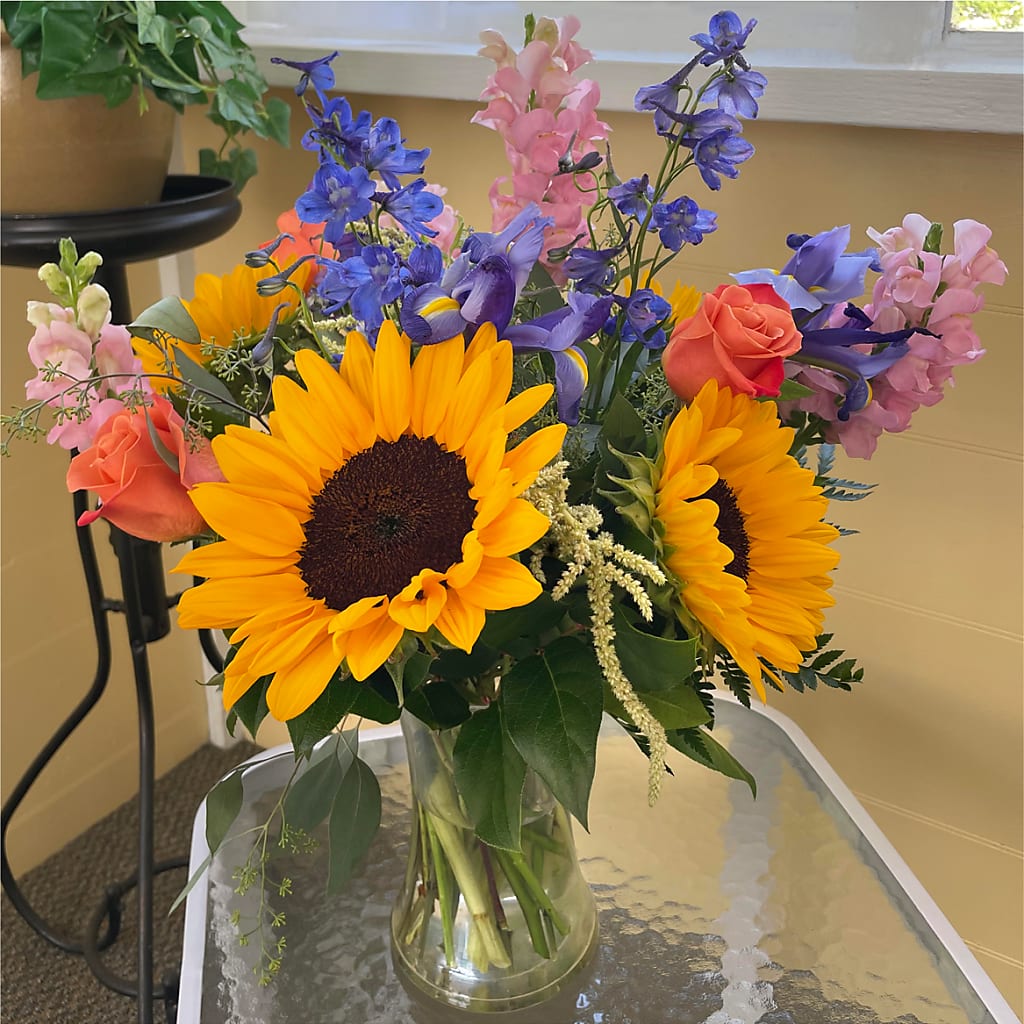 Rays of Life Bouquet –  Floral Boutique, Lynnfield MA