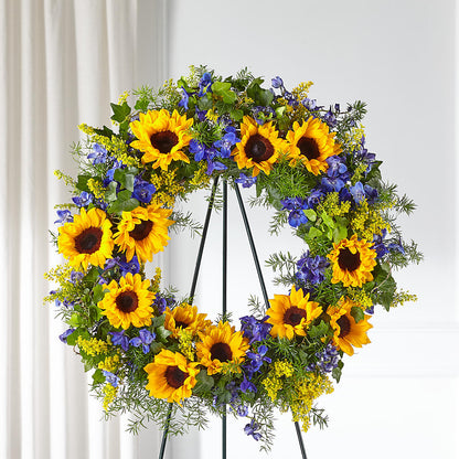 Bright Rays Wreath –  Floral Boutique, Lynnfield MA